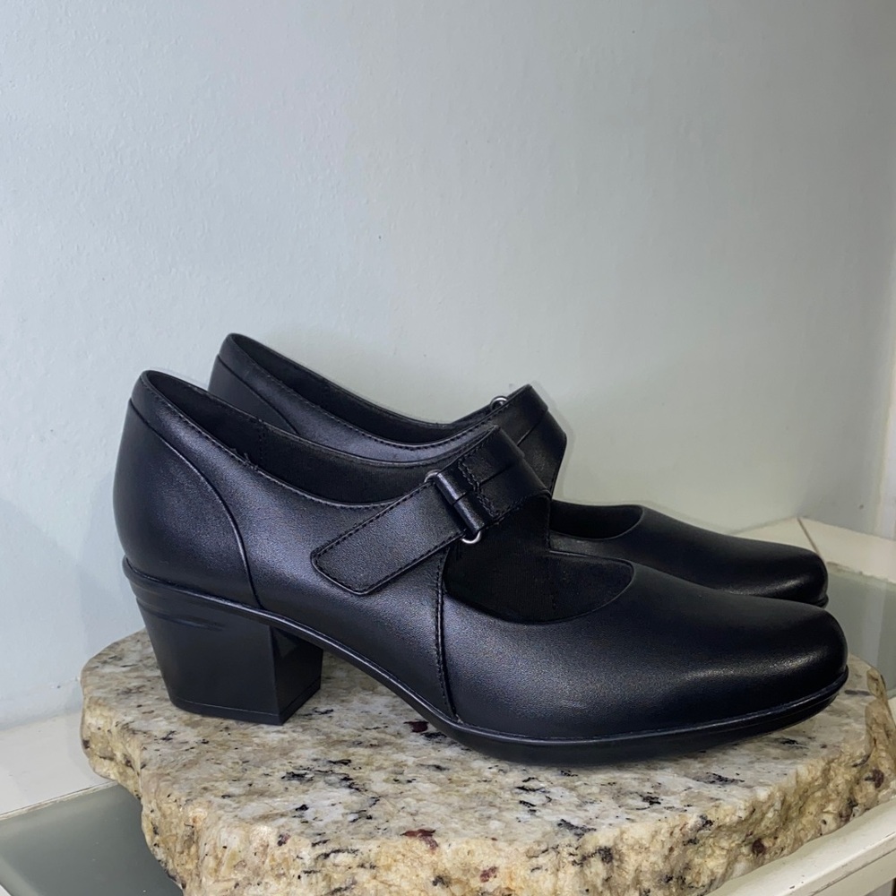 CLARKS EMSLIE LULIN BLACK LEATHER MARY JANE COMFORT HEELS Women’s Size 10 NWT! - Picture 3 of 16